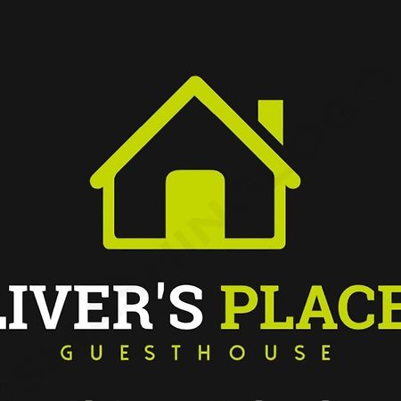 Oliver'S Place Guesthouse Casal Pereiro Kültér fotó